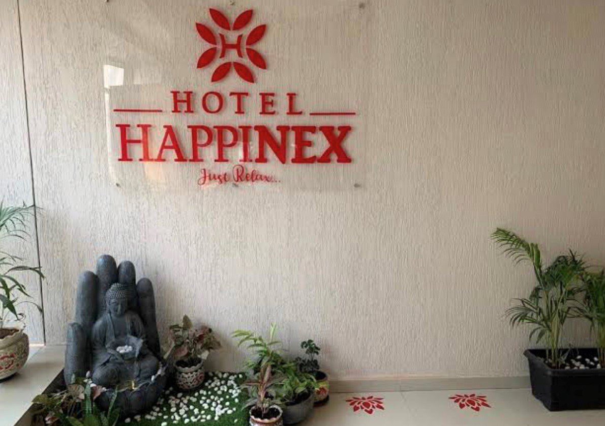 Happinex Hotel